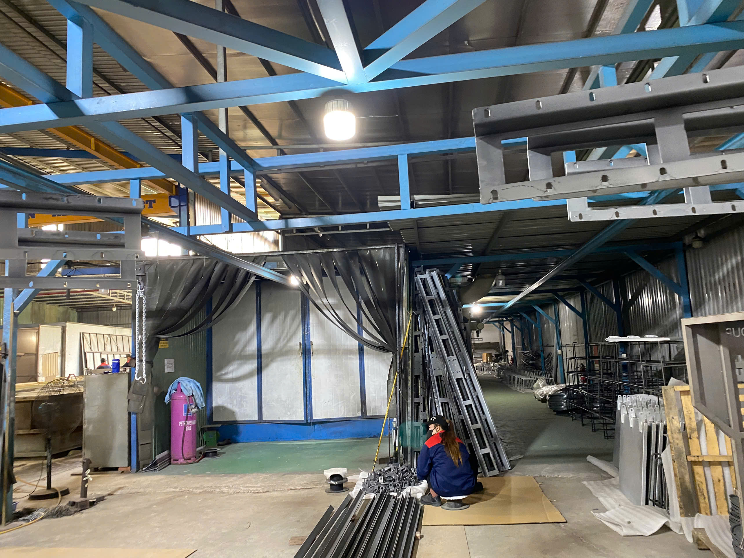 Powder coating line 2.jpg